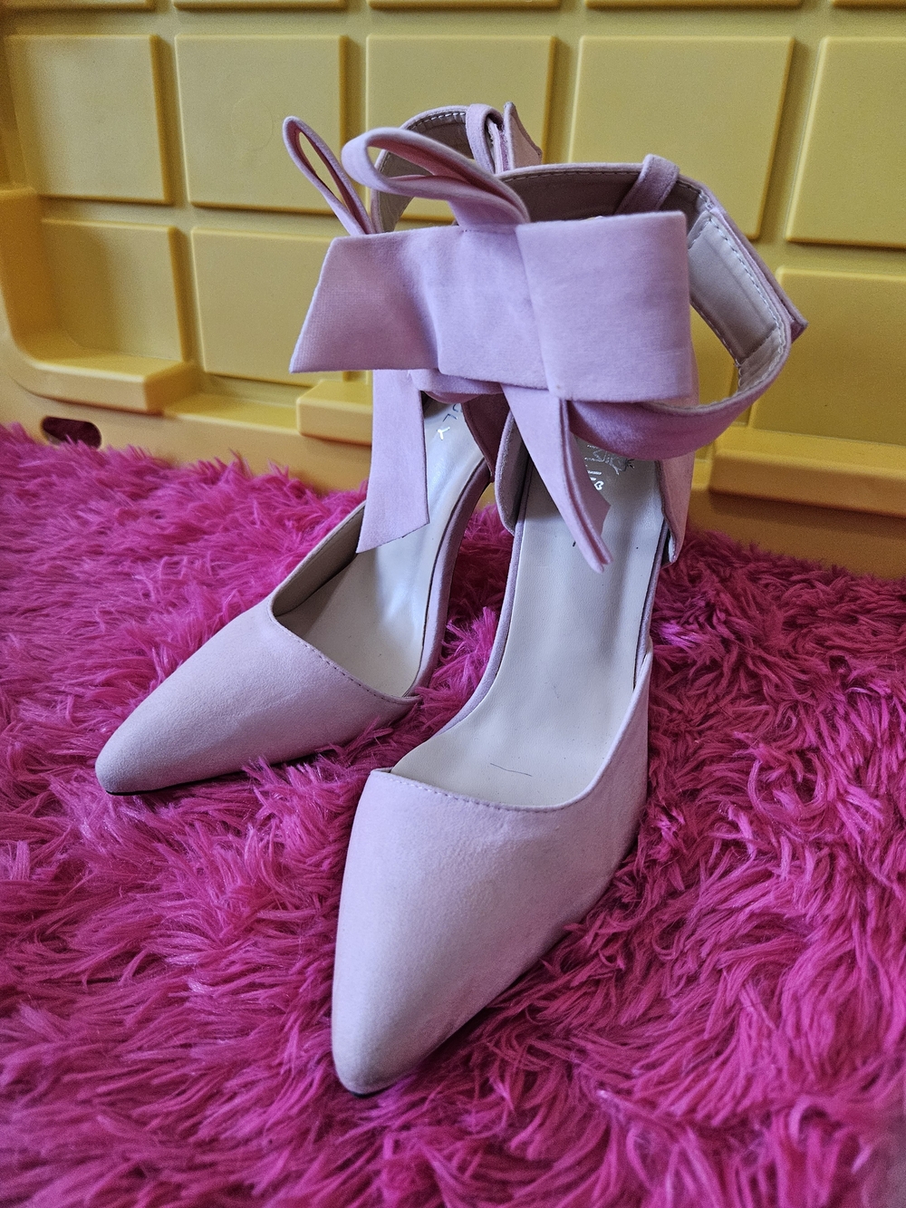 Pointed Toe Pink Ankle Tie Heels